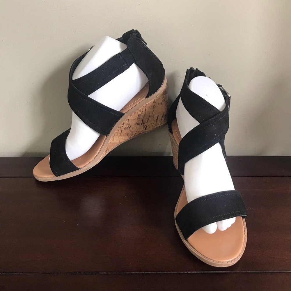 JORe Black Strappy Wedge Sandals